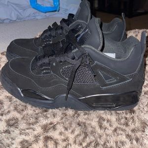 replica black cat 4’s